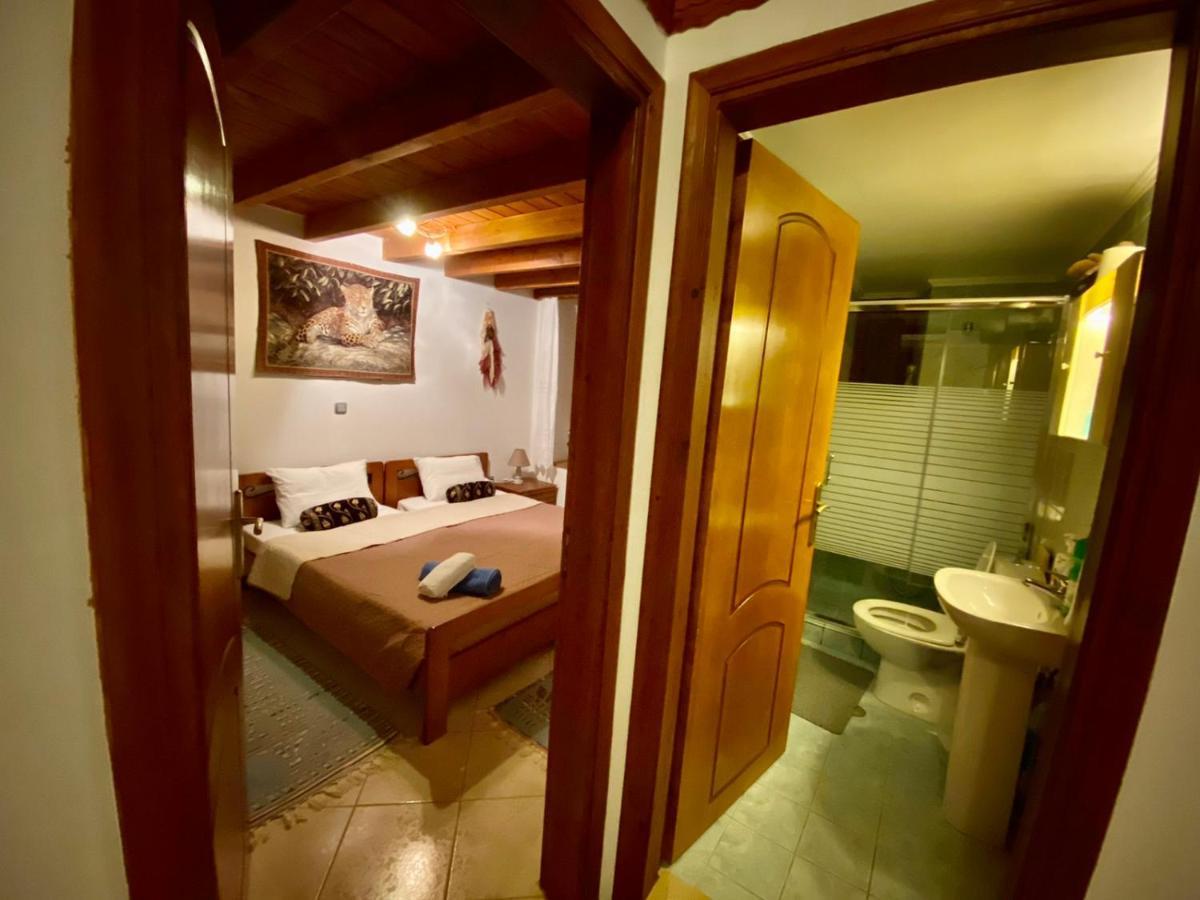 Villa Afroditi Chalki Town Екстериор снимка