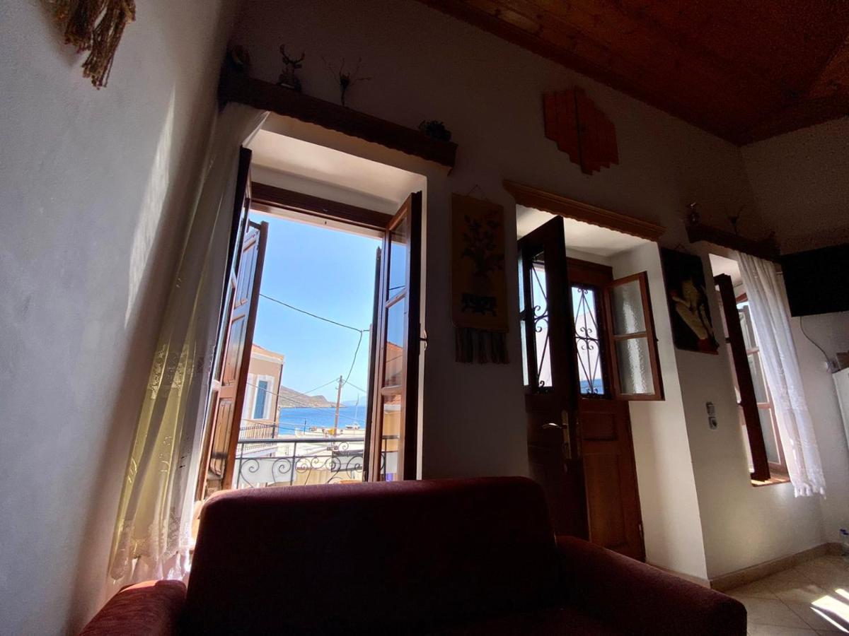 Villa Afroditi Chalki Town Екстериор снимка